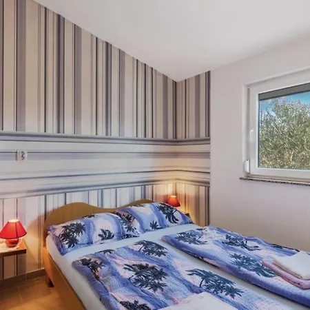House For 8 People Very Close To The Tatil Evi Mednjan