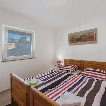 Holiday home House For 8 People Very Close To The Mednjan